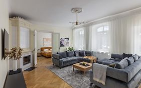 K1820 Family Apartments